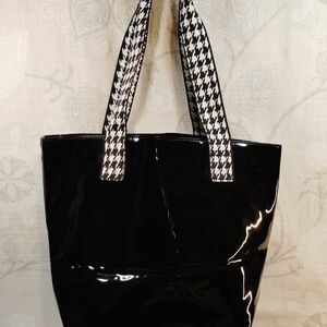Nordstrom Glossy Black Tote with Houndstooth Handles